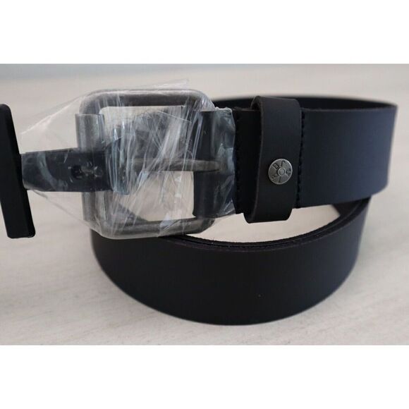 True Religion TR302059 Mens Sz 38 Black Terry Rivet Leather Belt w/Roller Buckle - Picture 5 of 9